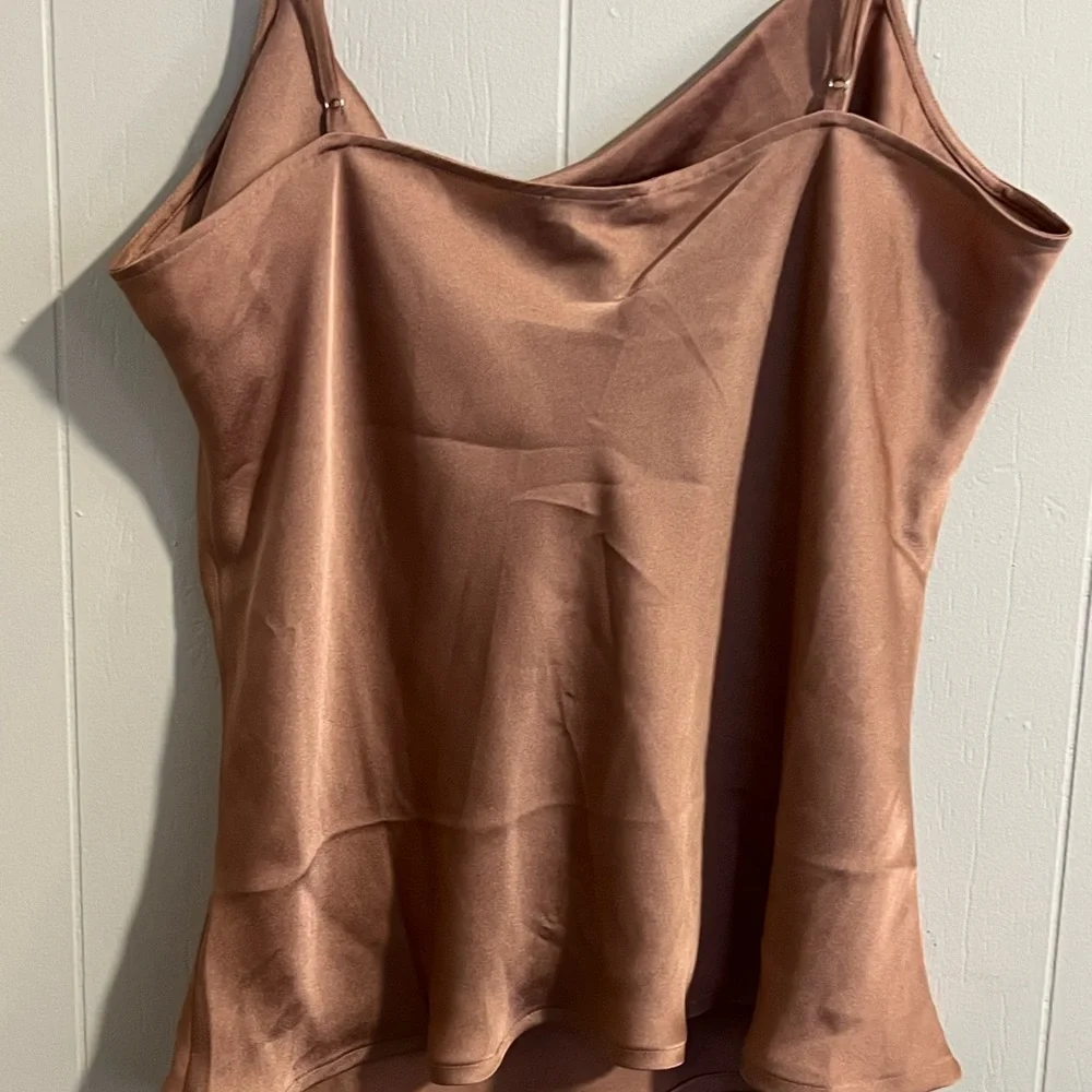 Express Women’s - Picture 3 of 4